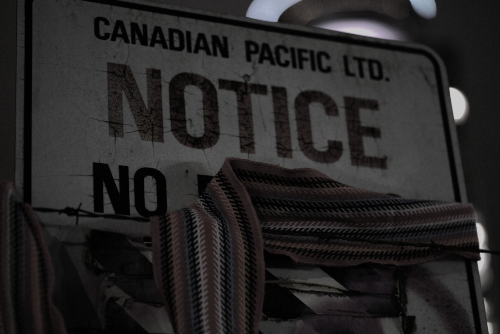 metis sash photography at cp rail station